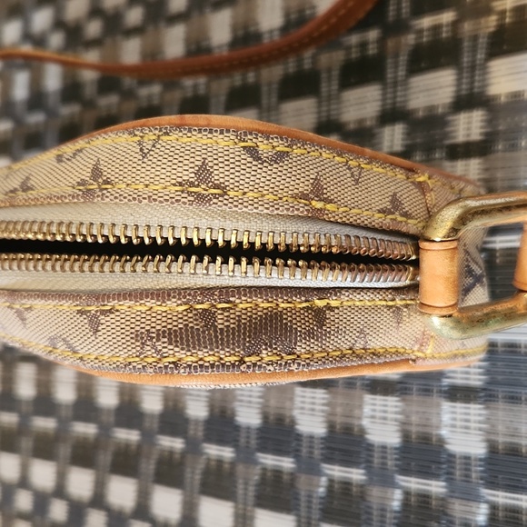 Louis Vuitton Monogram Vintage Mini Lin Juliet MM Shoulder Bag Brown - Picture 13 of 17